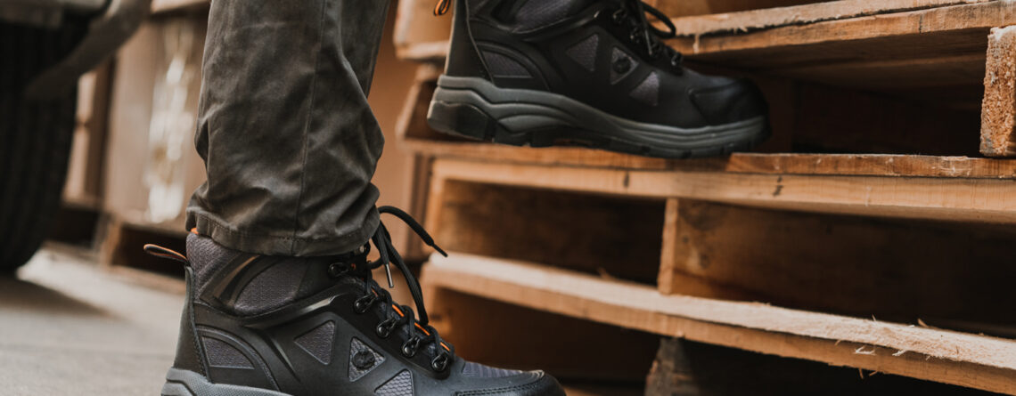 El uso del calzado de seguridad previenen lesiones y accidentes, muchas veces determinantes en nuestra vida